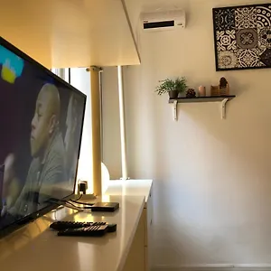 Largo Notvalid Apartament Bari
